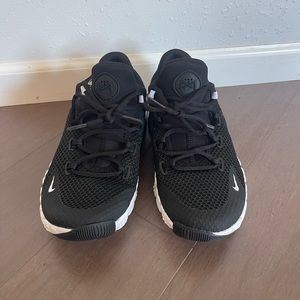 Women’s size 9 Nike metcon